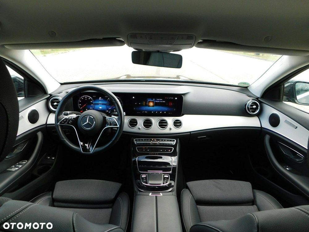 Mercedes-Benz Klasa E - 6