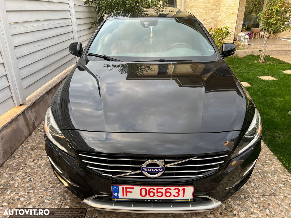 Volvo V60 D6 Plug-In-Hybrid AWD Geartronic Summum - 1