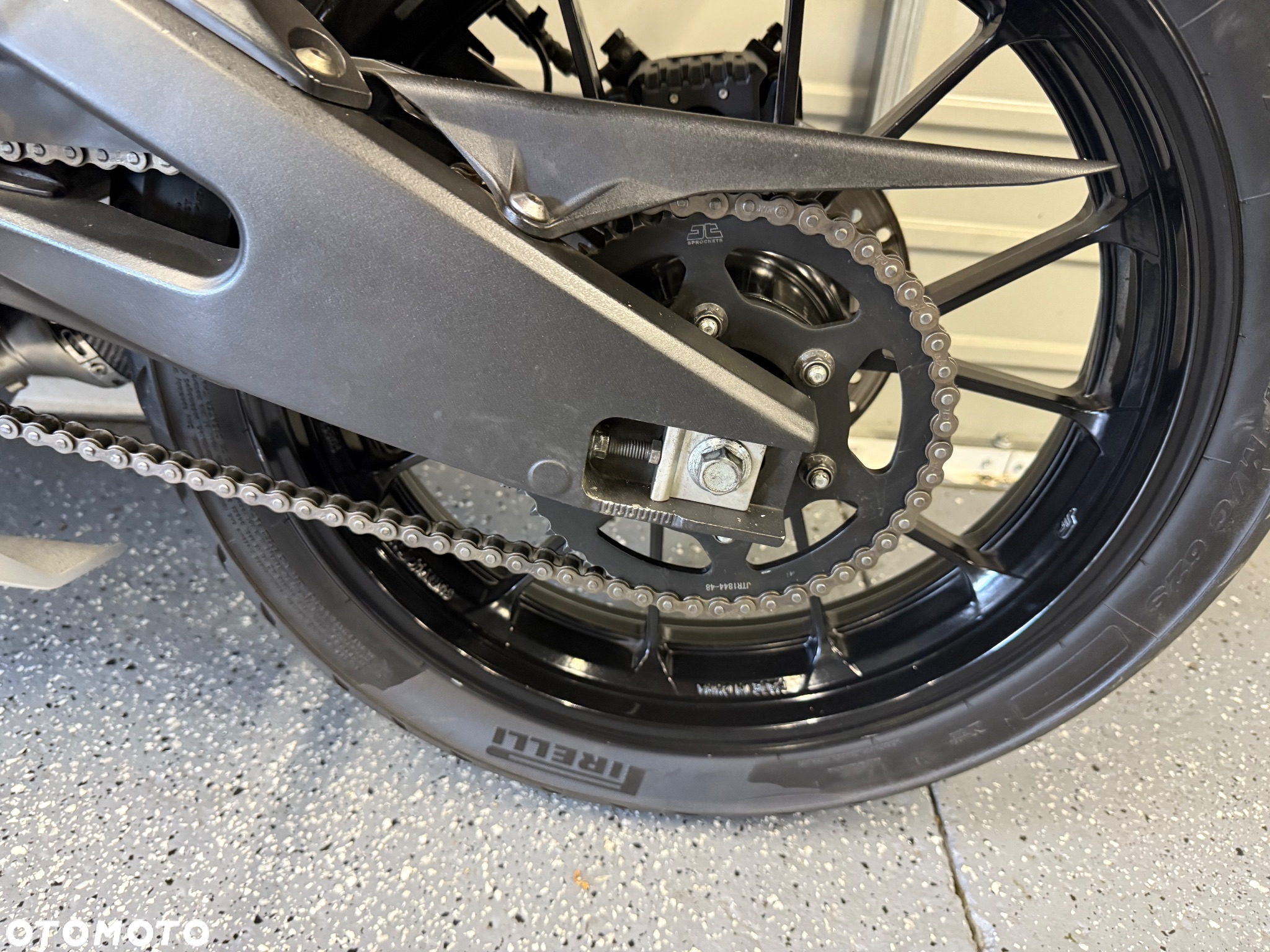 Yamaha R125 - 10