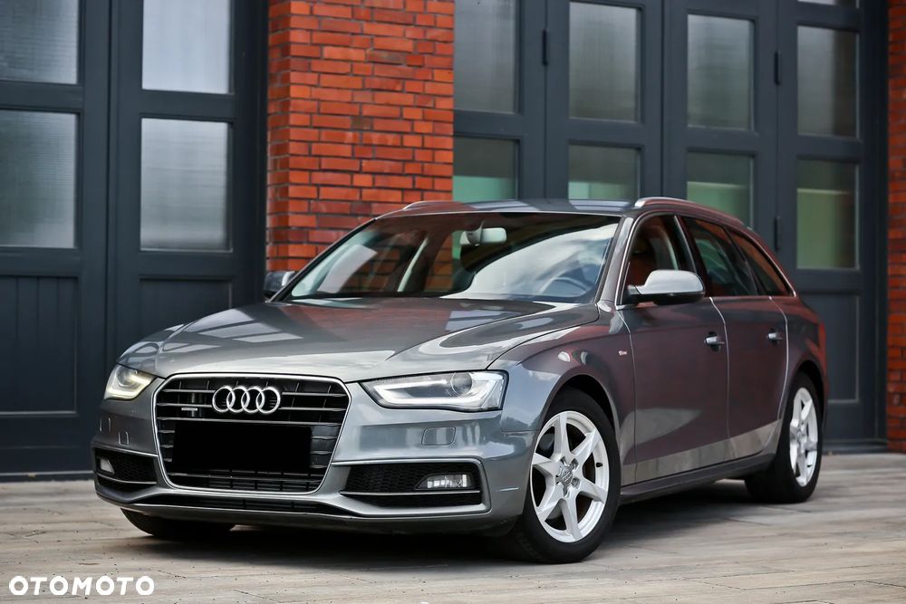 Audi A4 Avant 2.0 TDI DPF quattro S tronic S line Sportpaket - 7