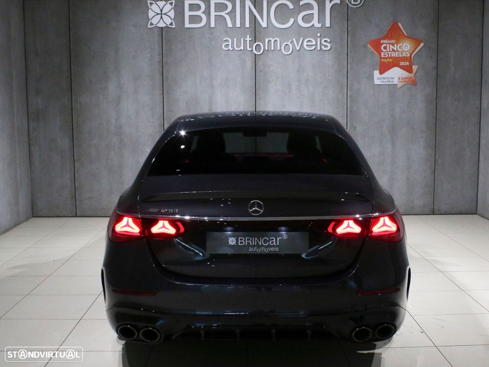 Mercedes-Benz E 53 AMG Hybrid 4Matic+ - 61