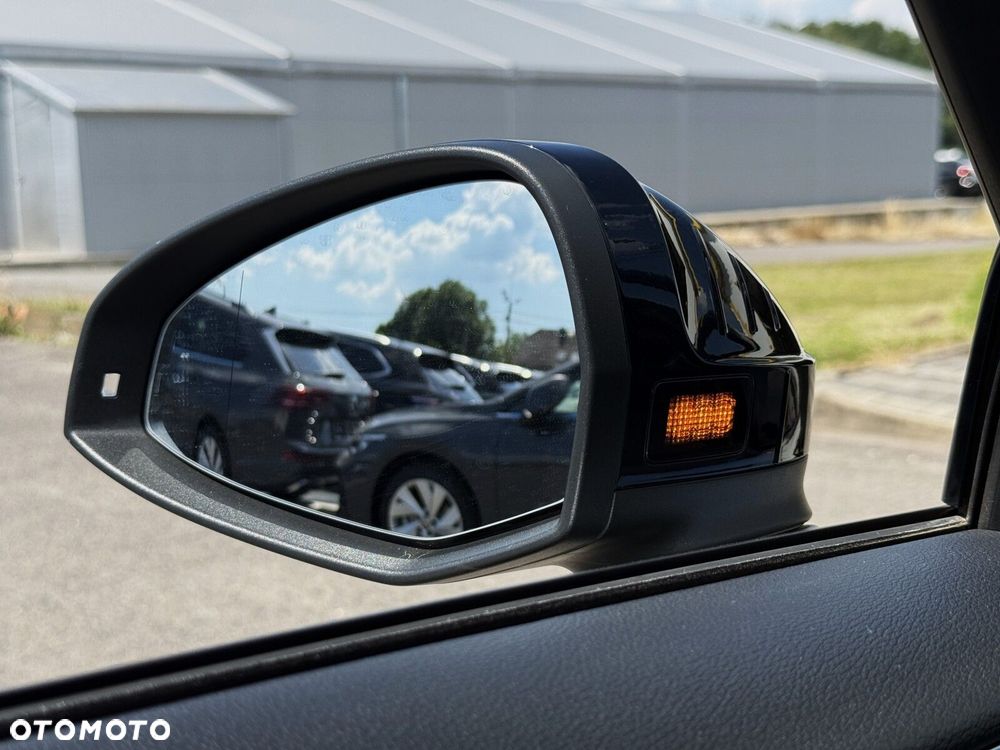Audi A4 Limousine - 25