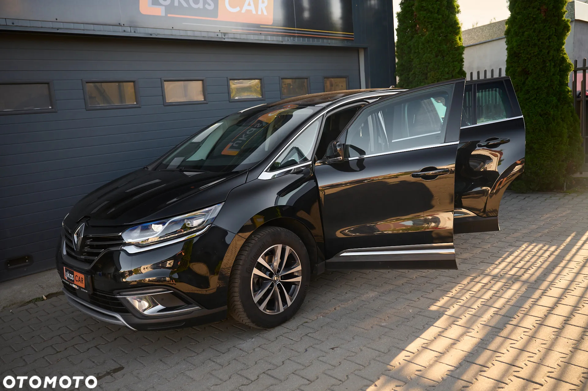 Renault Espace BLUE dCi 160 EDC BUSINESS EDITION - 23