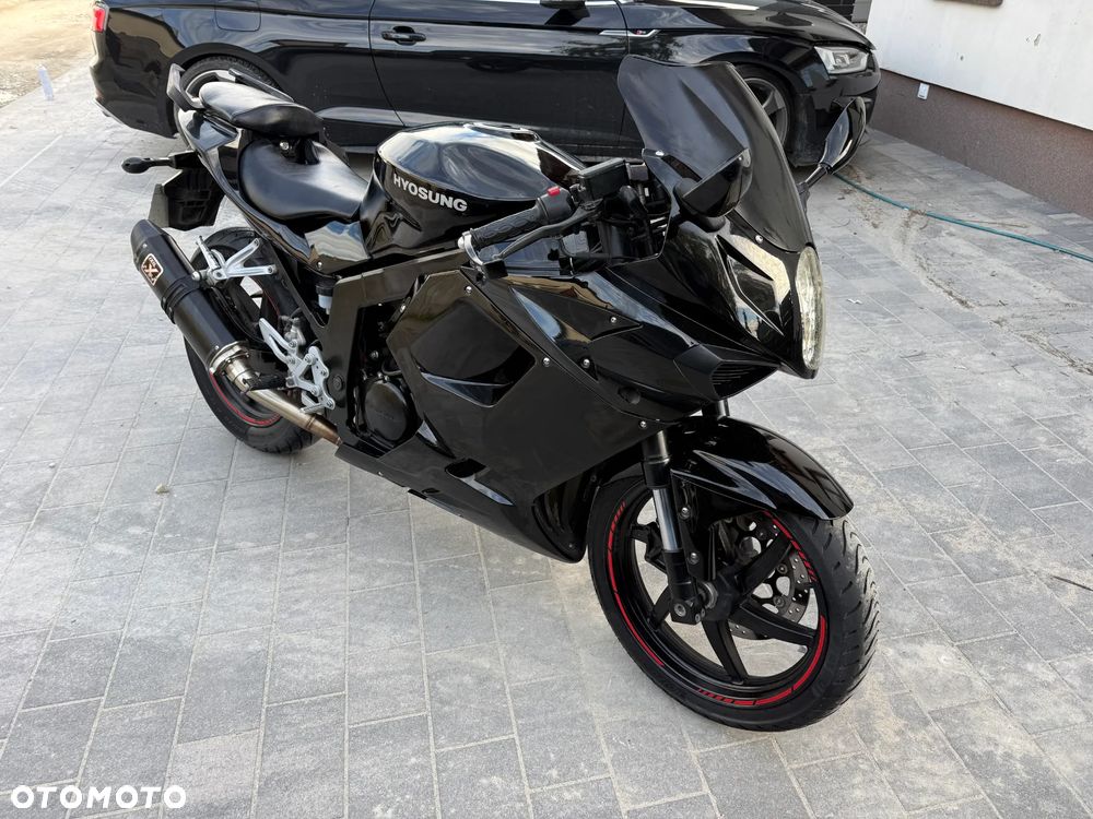 Hyosung GT - 11