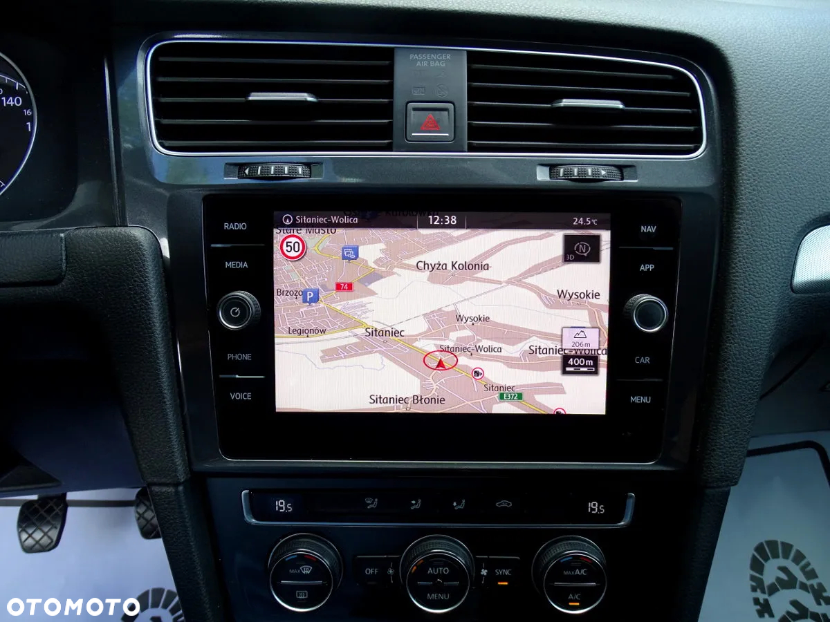 Volkswagen Golf VII 1.6 TDI BMT Comfortline - 18
