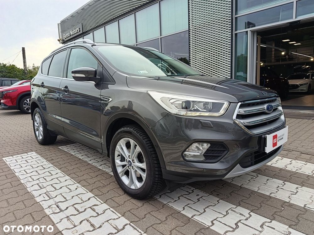 Ford Kuga - 4