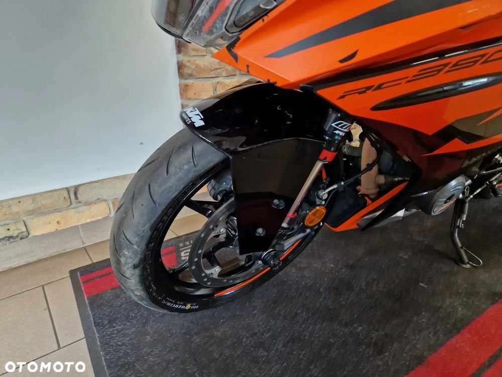 KTM RC 390 - 15