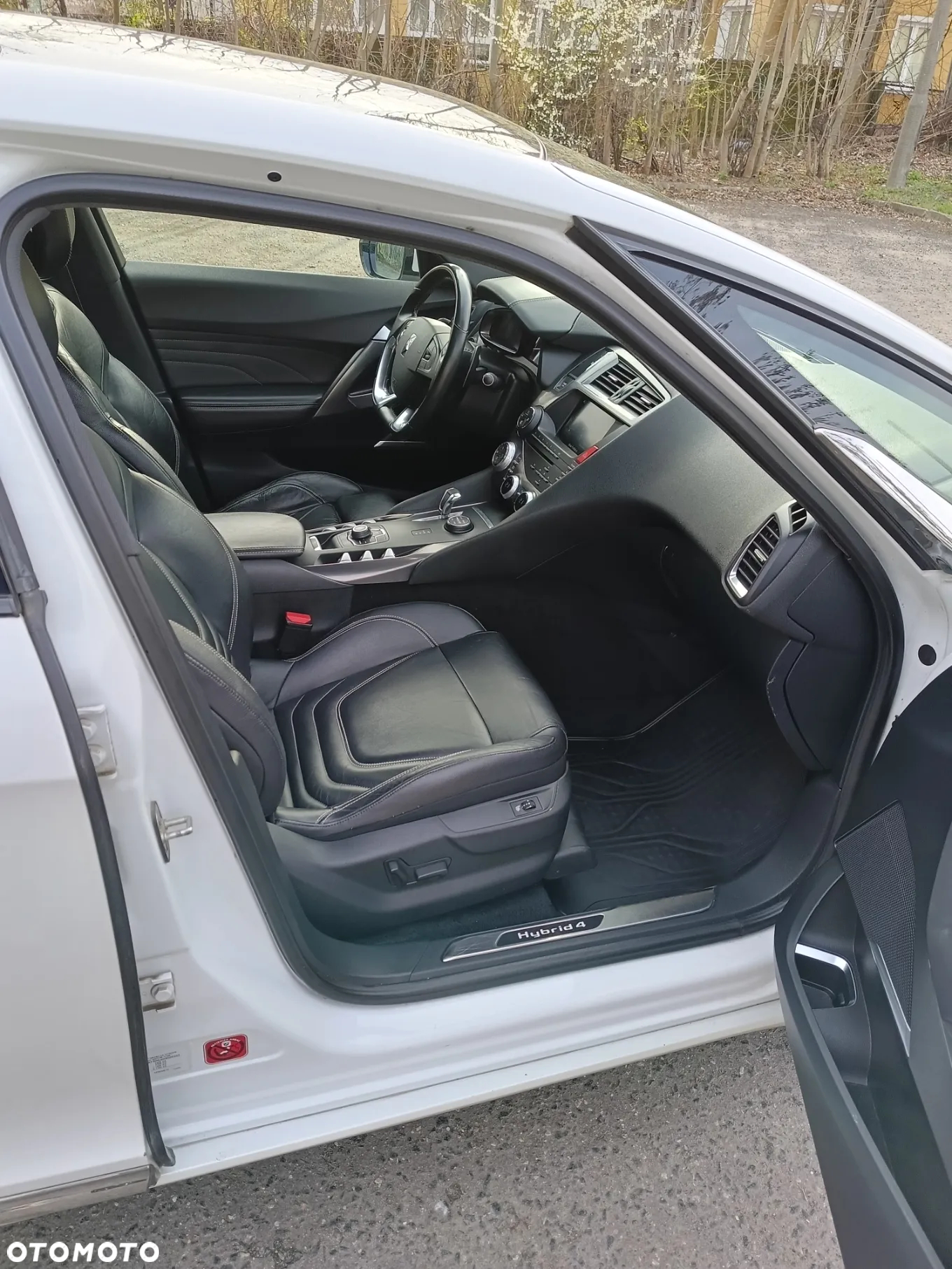 Citroën DS5 2.0 HDi Hybrid4 SportChic MCP - 9