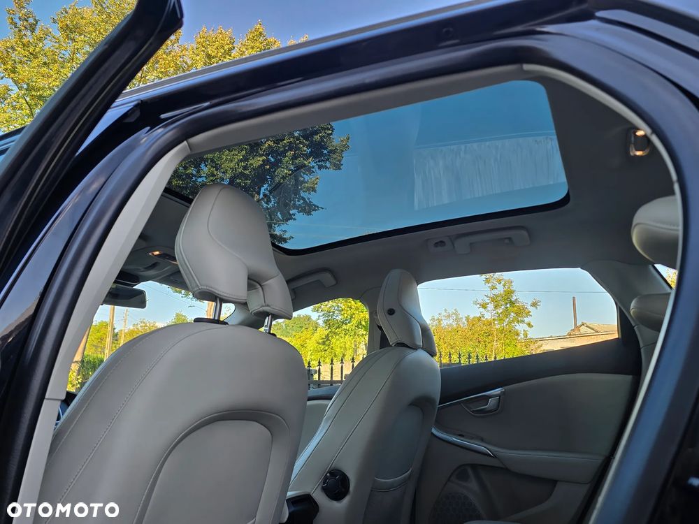 Volvo V40 Cross Country D3 - 21