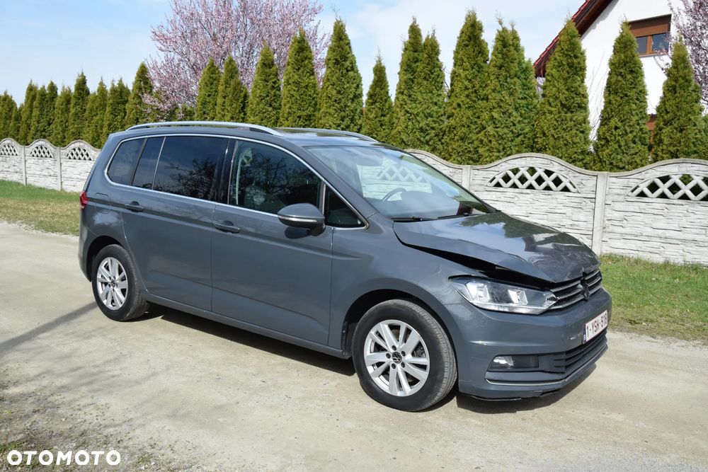 Volkswagen Touran 1.5 TSI ACT OPF DSG Highline - 4
