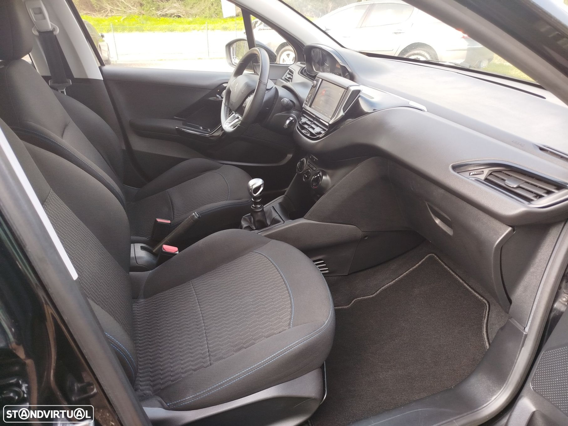 Peugeot 208 1.5 BlueHDi Signature - 7