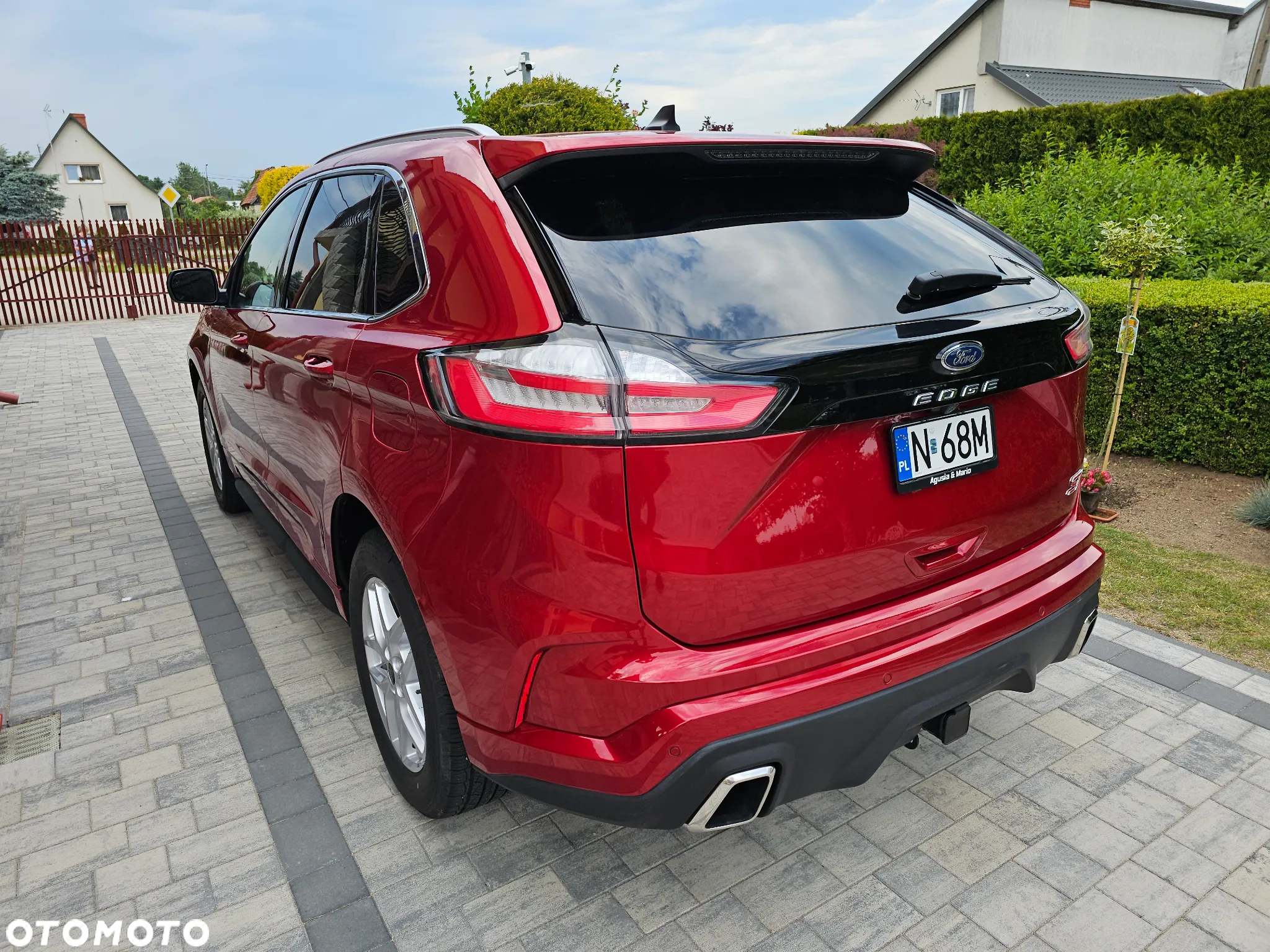 Ford Edge - 2