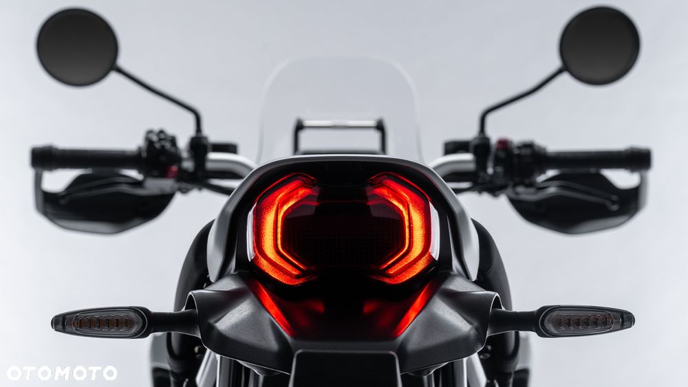 Ducati DesertX - 8