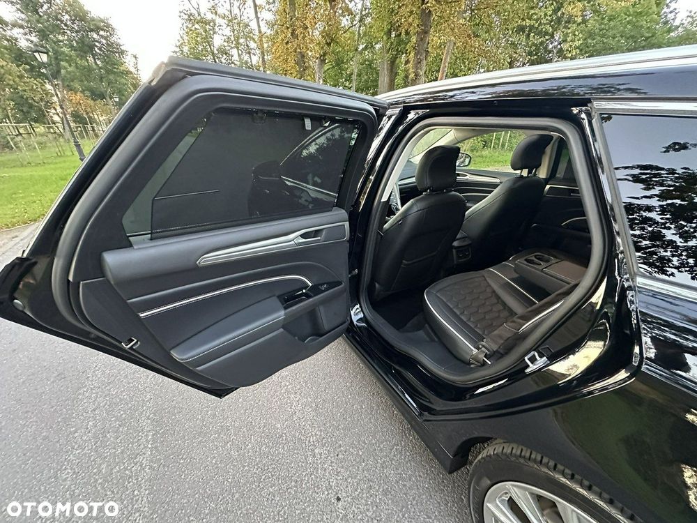 Ford Mondeo - 22