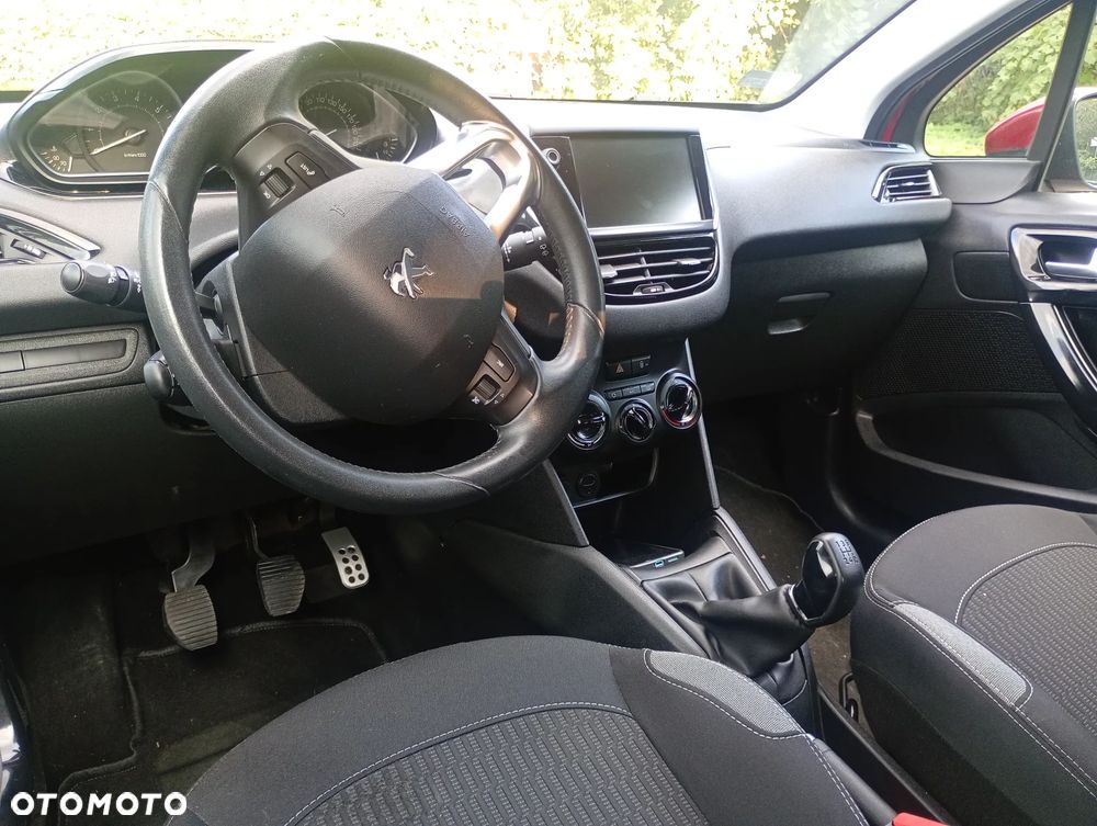 Peugeot 208 1.2 PureTech Active - 9