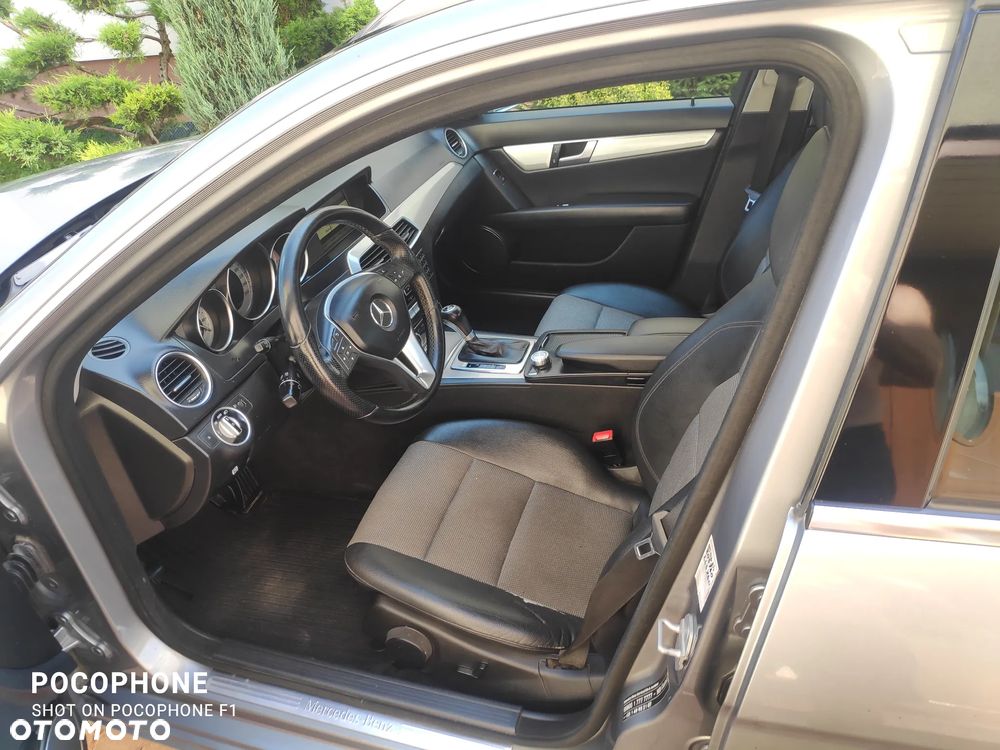 Mercedes-Benz Klasa C 200 T CDI 7G-TRONIC Edition - 11
