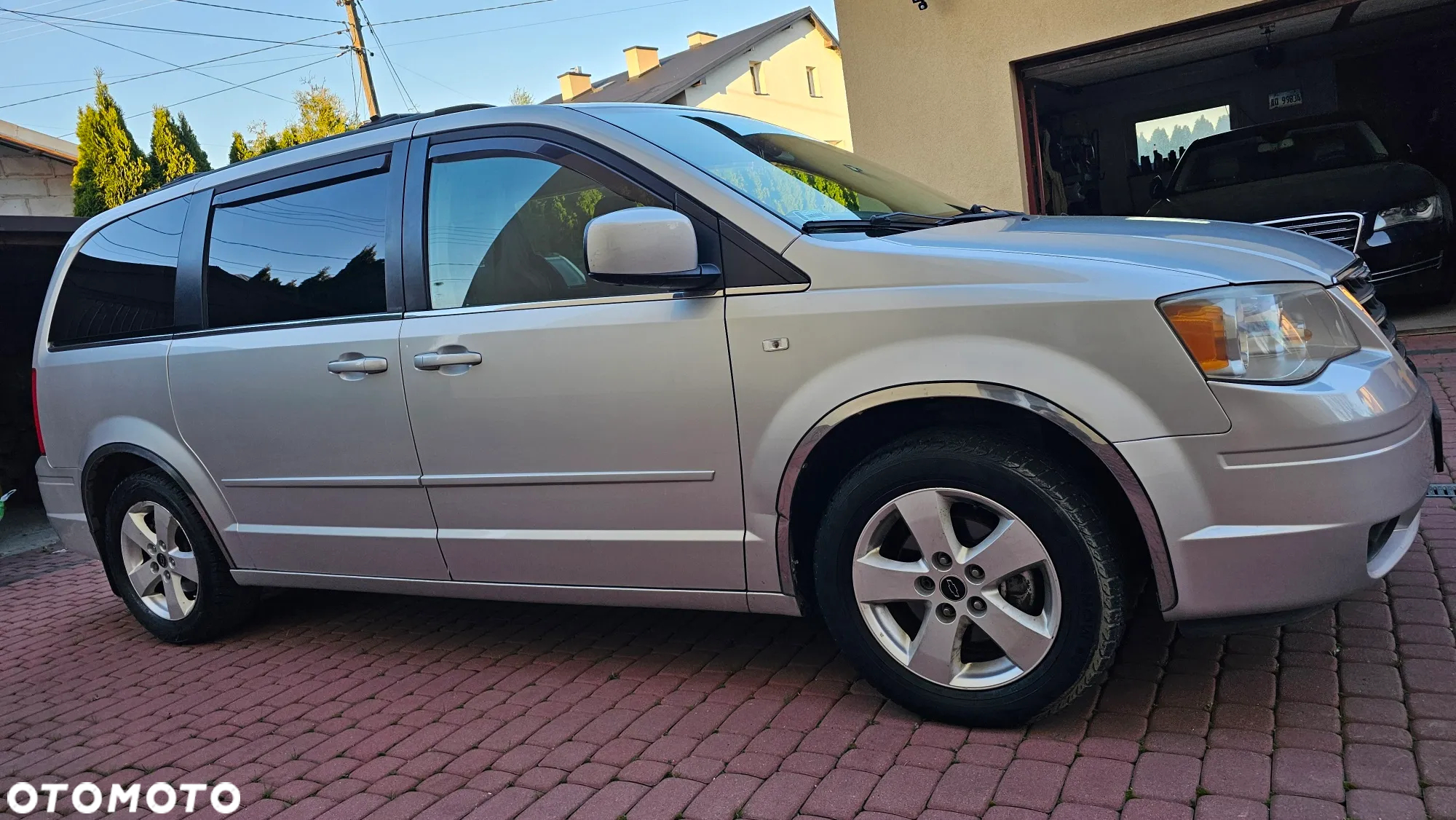 Chrysler Grand Voyager 2.8 CRD Touring - 18