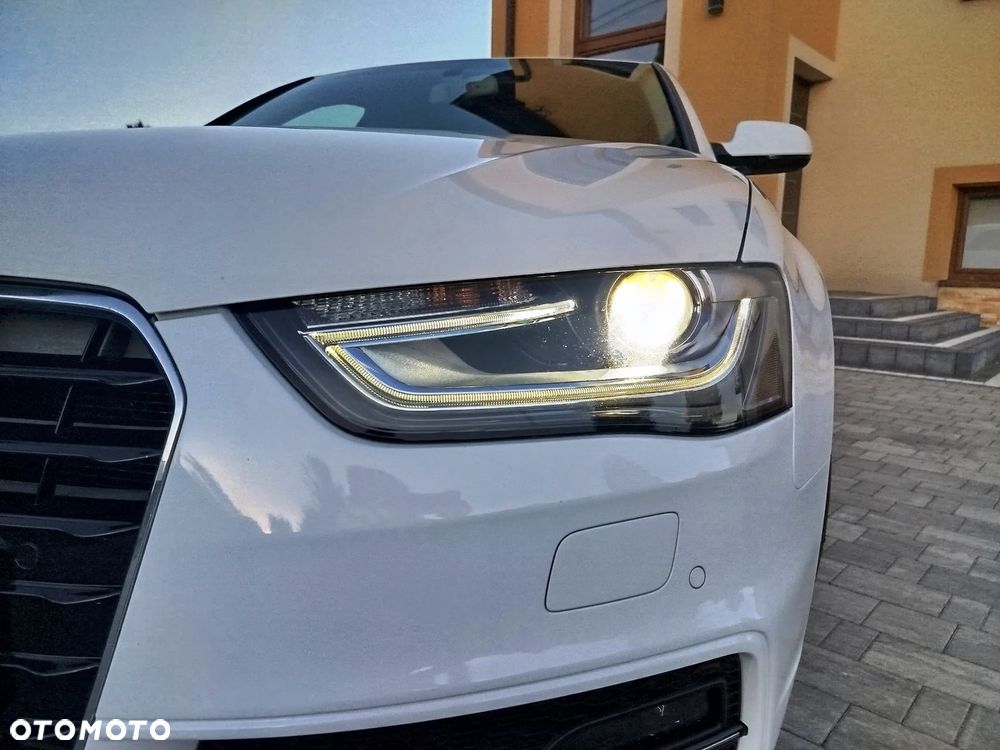 Audi A4 Avant 2.0 TDI DPF S line Sportpaket - 20