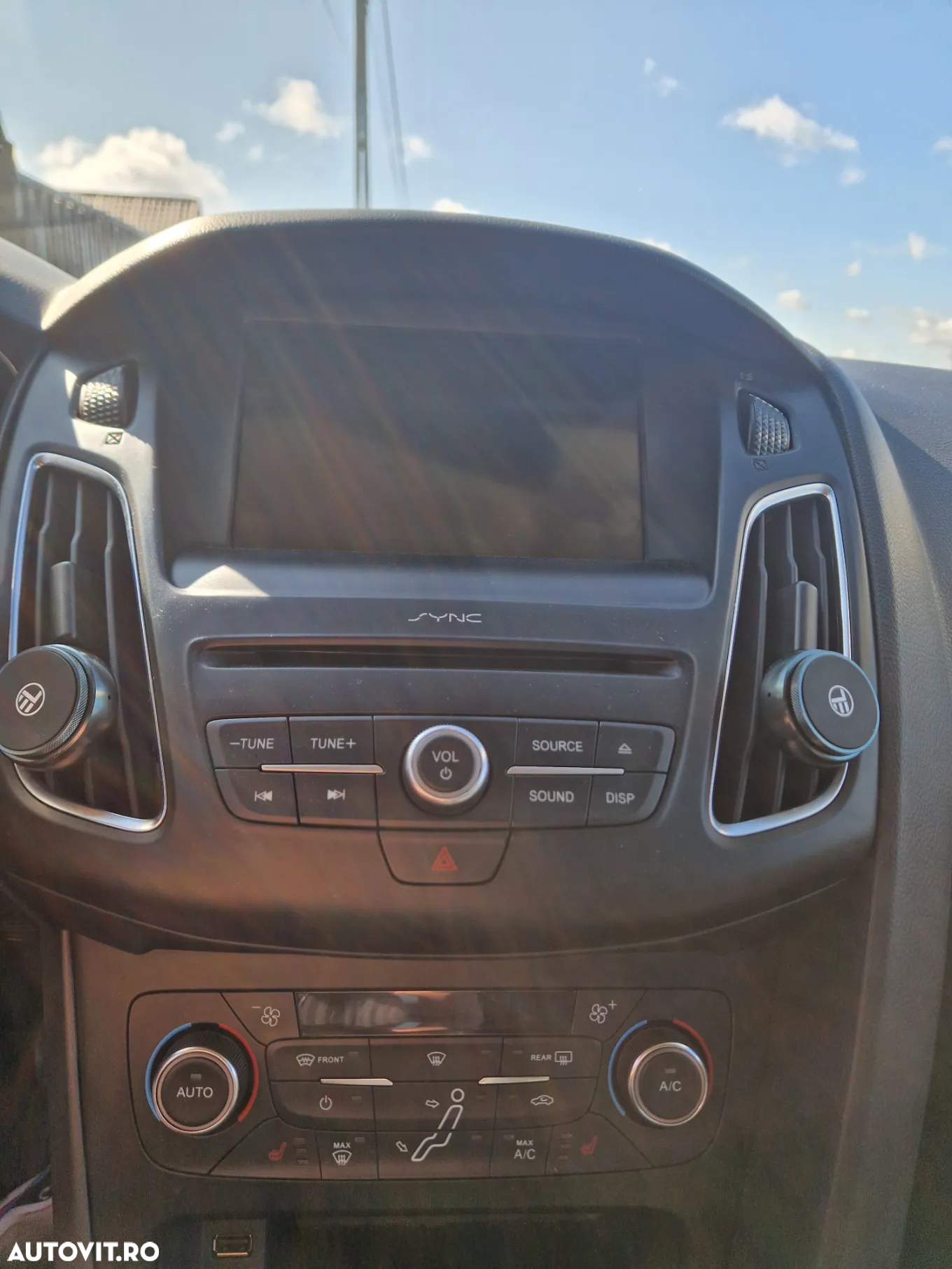 Ford Focus 1.0 EcoBoost Trend - 12