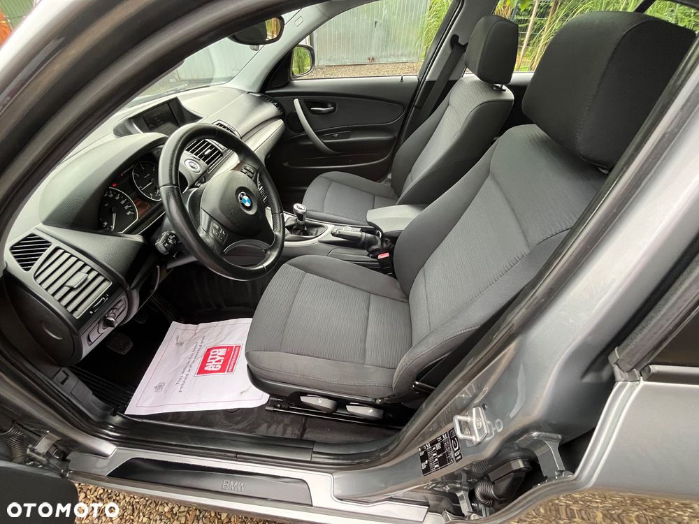 BMW Seria 1 - 29