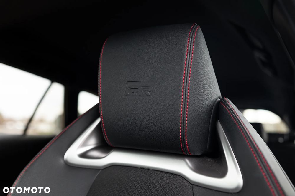 Toyota Corolla 1.8 Hybrid GR Sport - 15