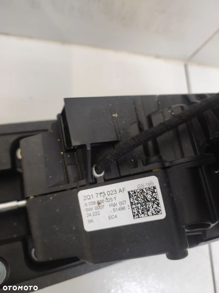 Lewarek wybierak gałka mieszek zmiany biegów VW Polo VI 6 lift 1.0 tsi - 9