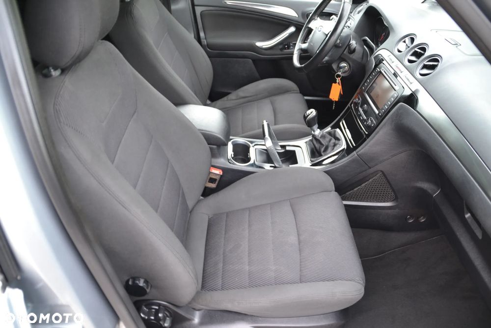 Ford S-Max 1.6 EcoBoost Titanium - 32