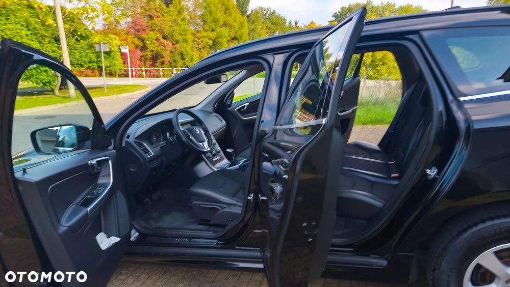 Volvo XC 60 D4 Drive-E R-Design Kinetic - 35