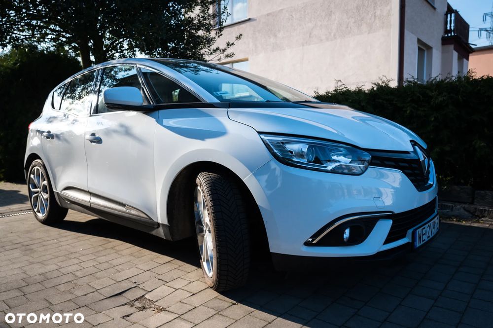 Renault Scenic 1.5 dCi Intens - 9
