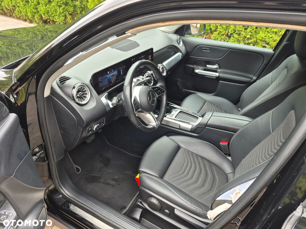 Mercedes-Benz GLB 220 d 4-Matic Progressive 8G-DCT - 8