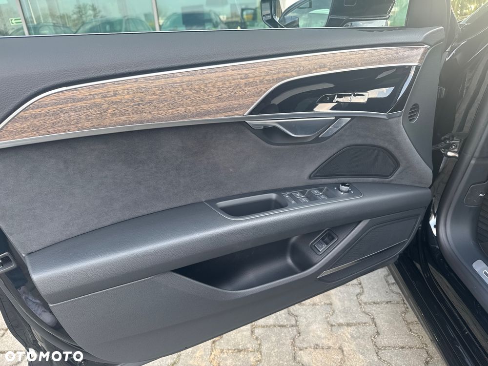 Audi A8 55 TFSI quattro tiptronic - 13