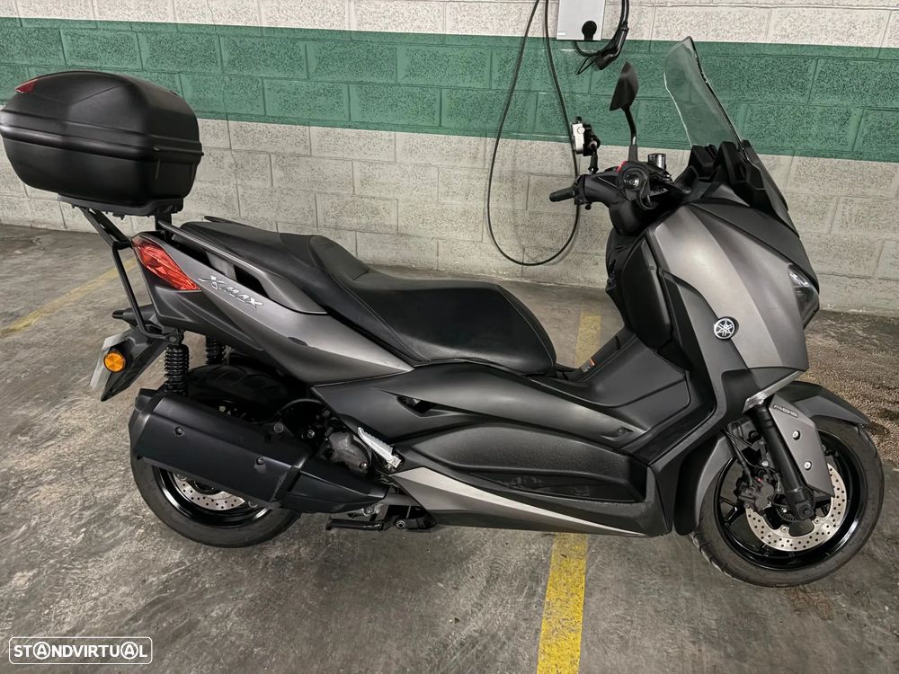 Yamaha X-Max - 11