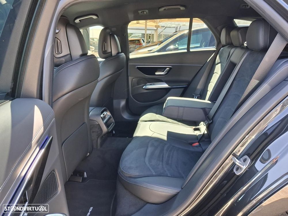 Mercedes-Benz E 300 e AMG Line - 11