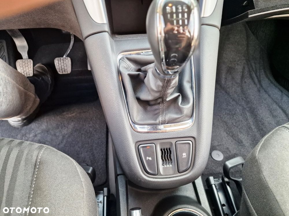 Opel Zafira Tourer 1.4 Turbo Edition - 37