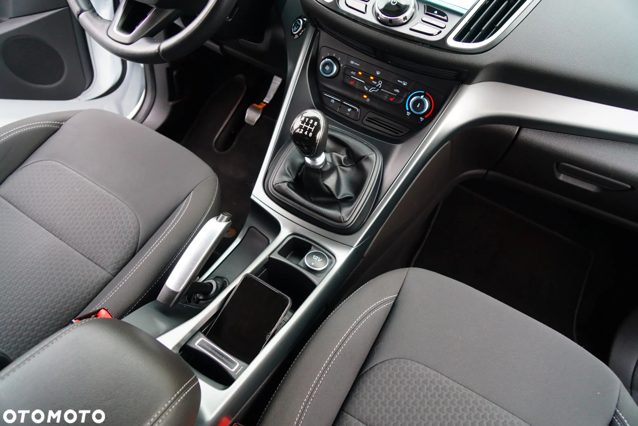 Ford Kuga 1.5 EcoBlue FWD Titanium - 33