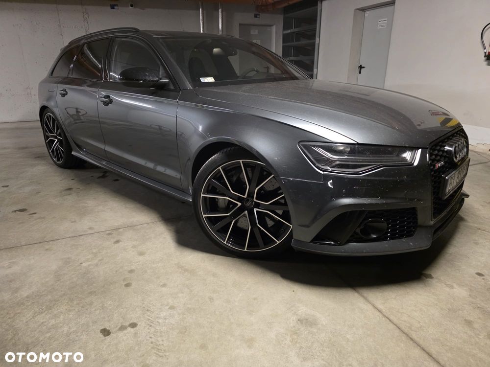 Audi RS6 Avant - 2