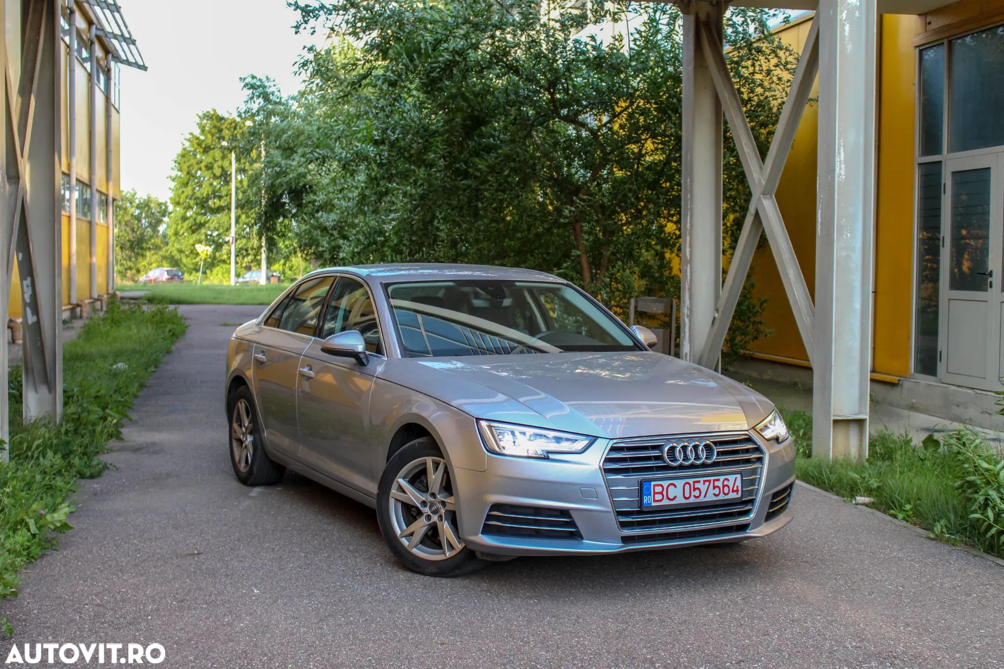 Audi A4 1.4 TFSI S tronic - 1