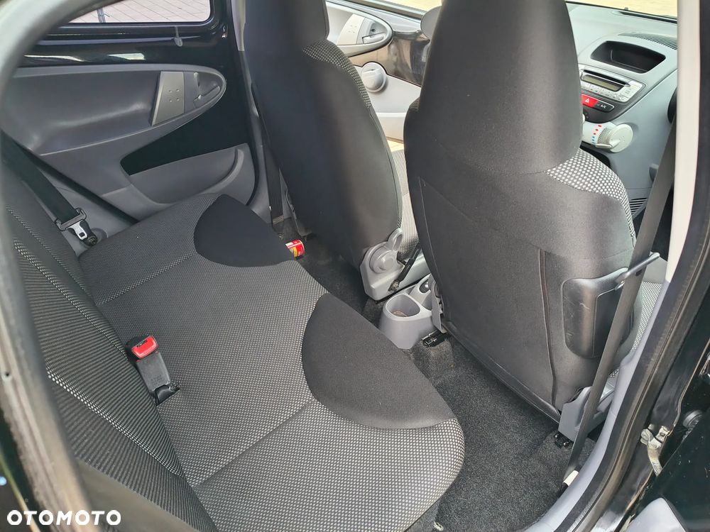 Toyota Aygo - 13