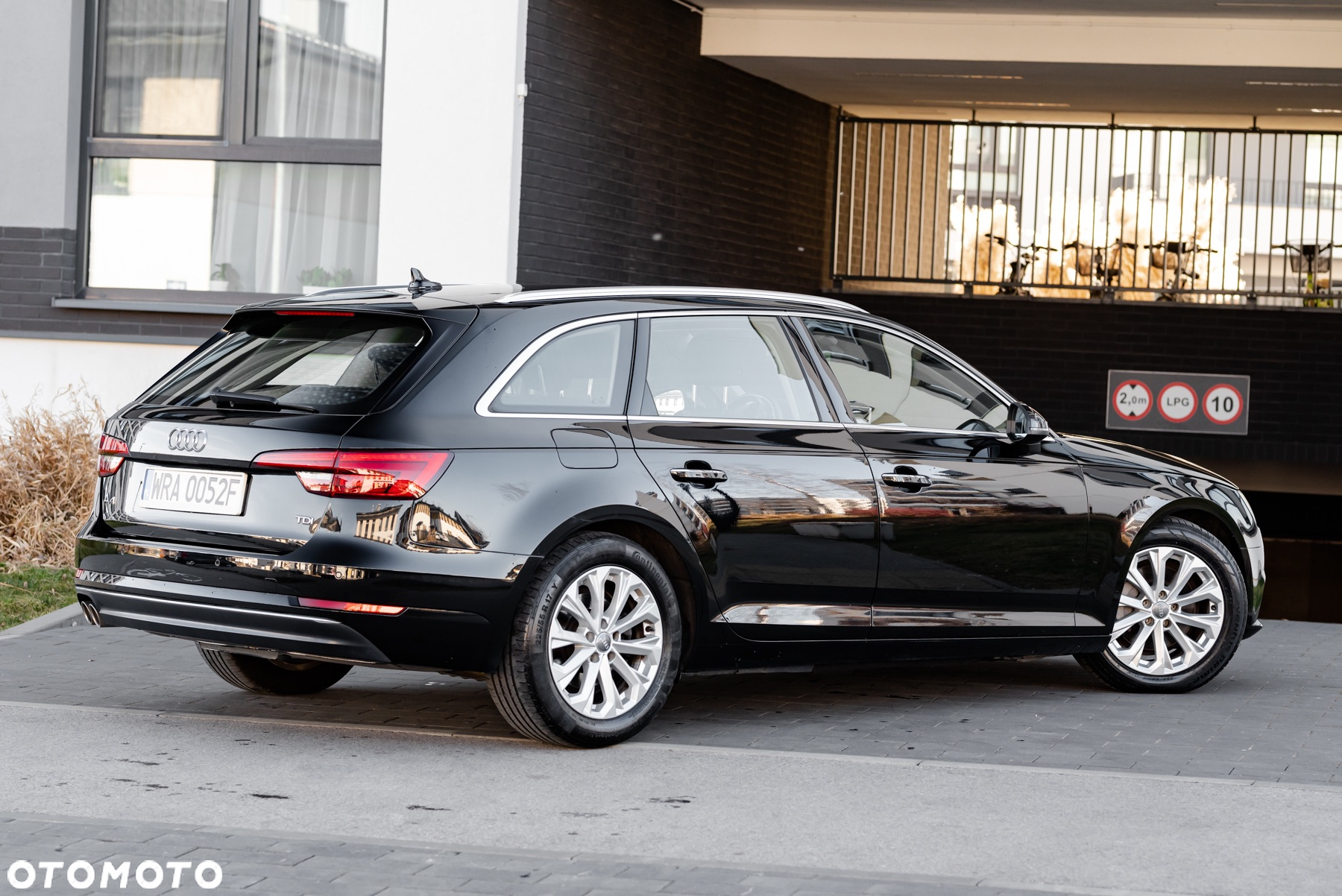 Audi A4 2.0 TDI S tronic - 11