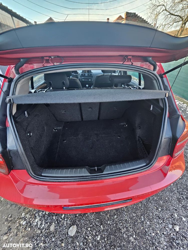 BMW Seria 1 116i Sport Line - 11