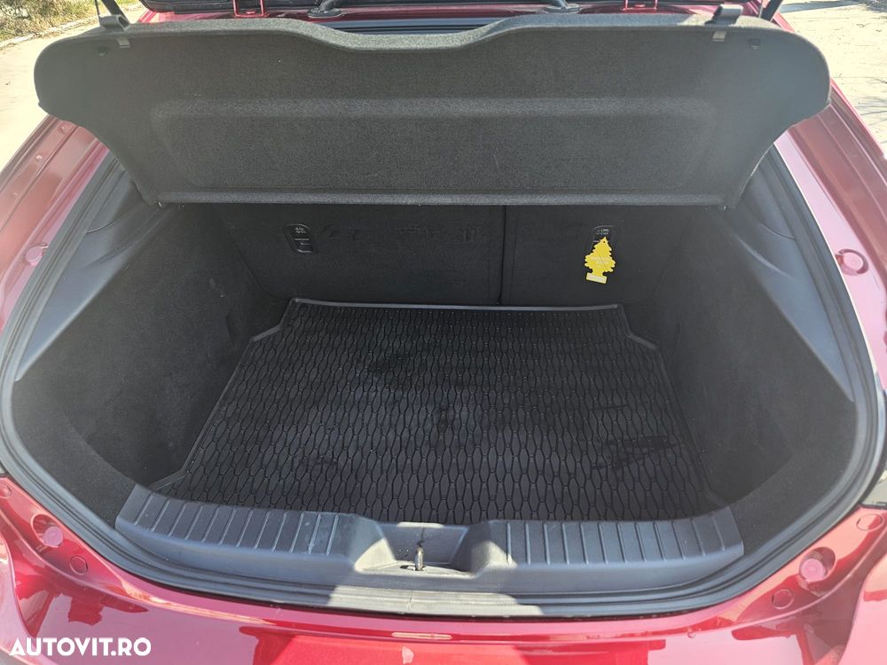 Mazda 3 e-SKYACTIV-X 186 M HYBRID EXCLUSIVE-LINE - 19