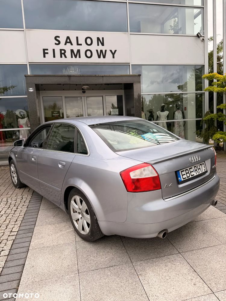 Audi A4 Limousine 1.8T - 23