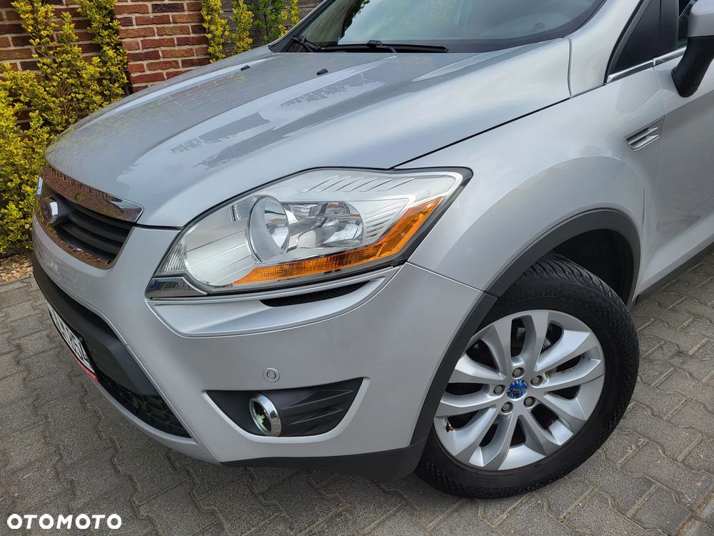 Ford Kuga - 10