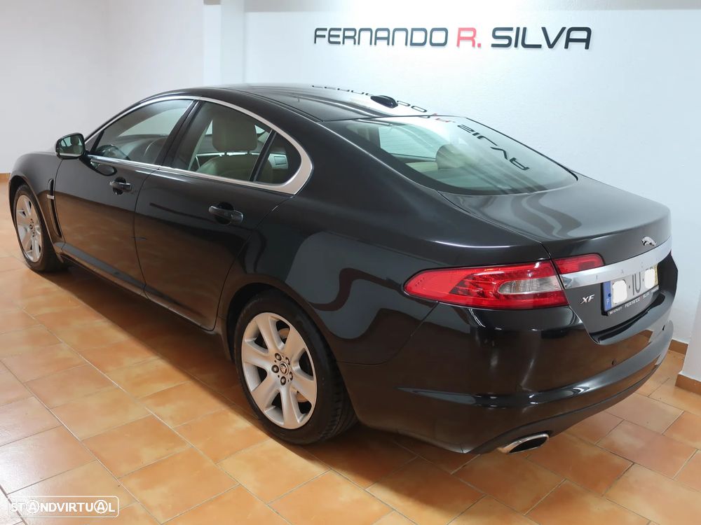 Jaguar XF 3.0 D V6 Luxury - 1