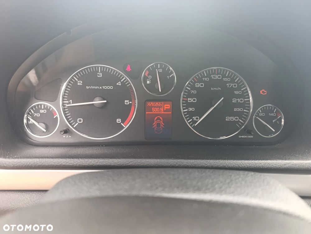 Peugeot 407 ver-2-0-hdi-intense - 2