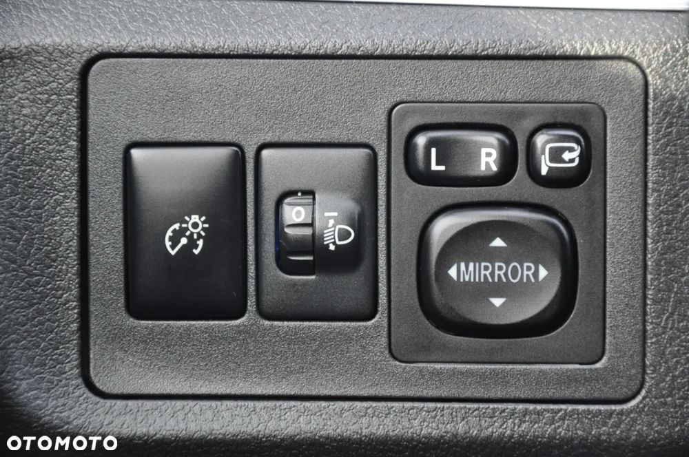 Toyota Verso 1.8 Premium MS - 21