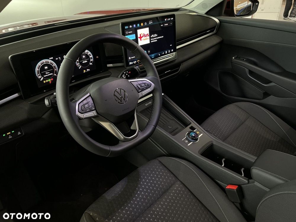 Volkswagen T-Roc - 18