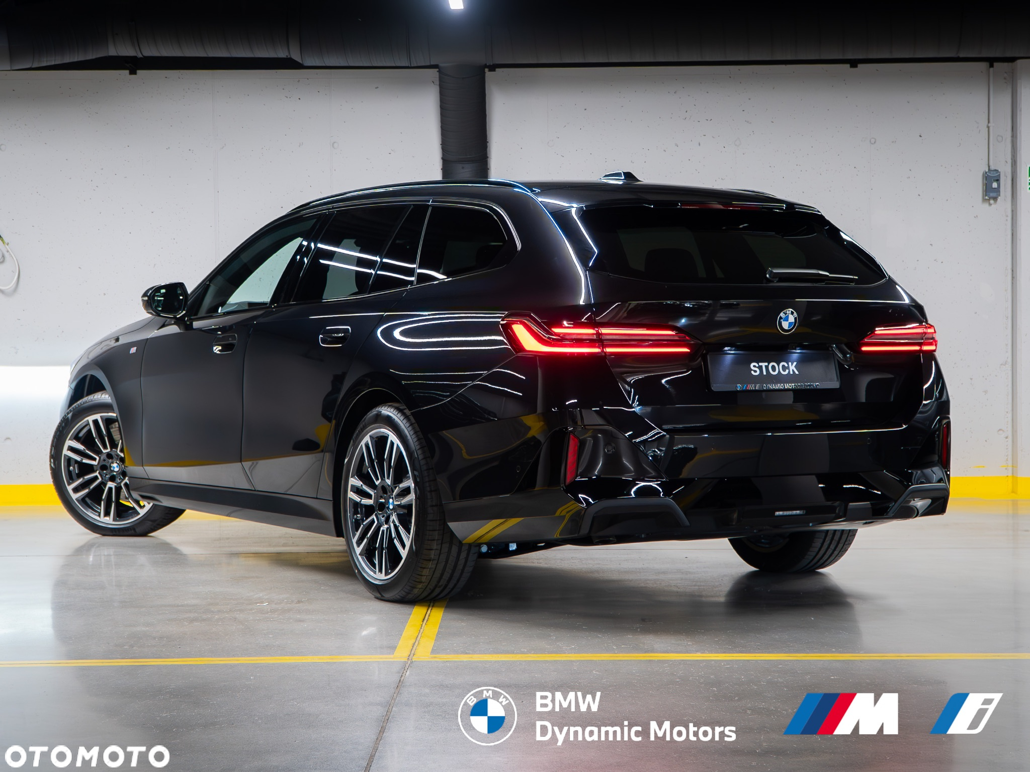 BMW Seria 5 520d xDrive Touring - 6