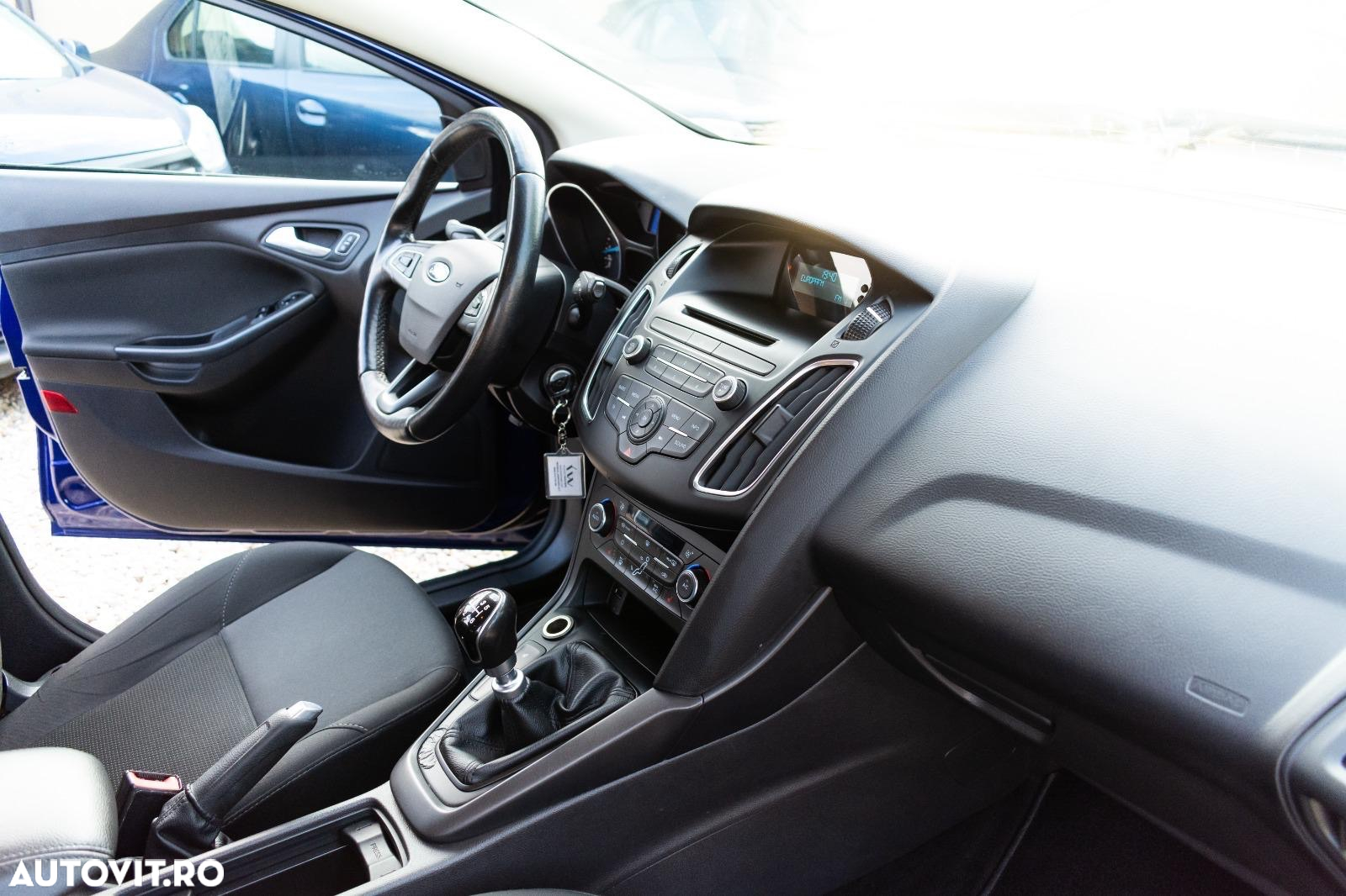 Ford Focus 1.0 EcoBoost Trend - 16