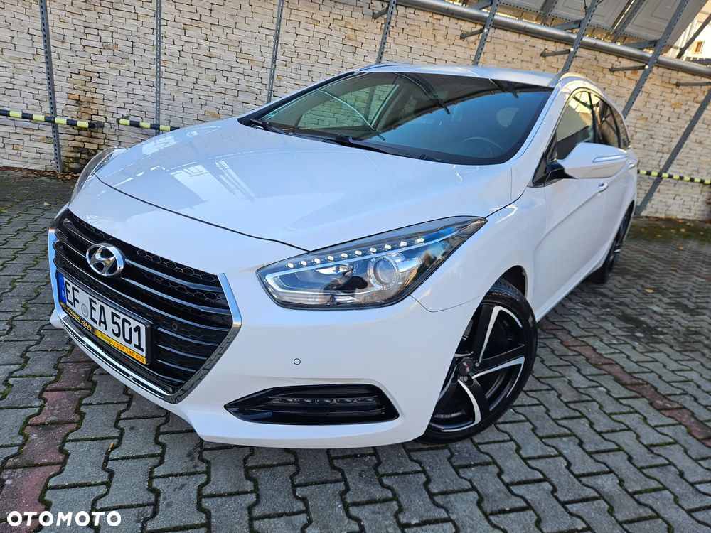 Hyundai i40 i40cw 1.6 Fifa World Cup Edition